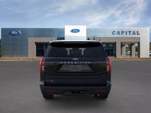 New 2026 Ford Expedition Active RWD image 5