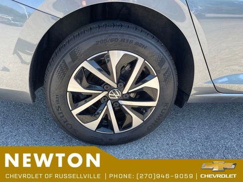 Used 2025 Volkswagen Jetta S FWD image 44