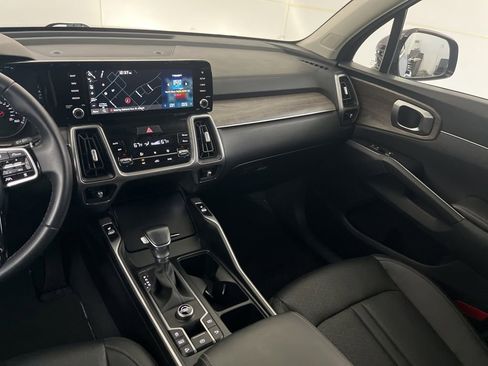 Used 2023 Kia Sorento EX w/ Panoramic Sunroof Package FWD image 34
