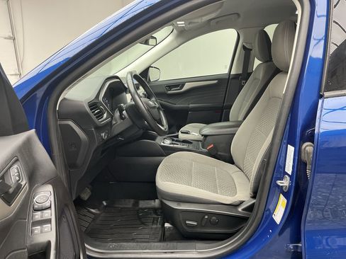 Certified 2022 Ford Escape SE w/ Convenience Package image 3