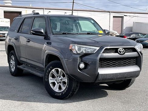 Used 2019 Toyota 4Runner SR5 Premium image 1