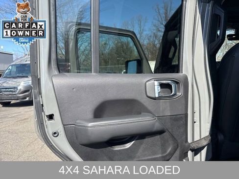 Used 2022 Jeep Wrangler Unlimited Sahara w/ Cold Weather Group image 35