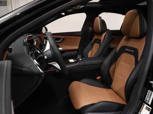 New 2026 Mercedes-Benz E 53 AMG e 4MATIC Sedan image 9