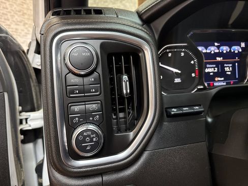 Used 2023 GMC Sierra 2500 AT4 w/ AT4 Preferred Package image 24