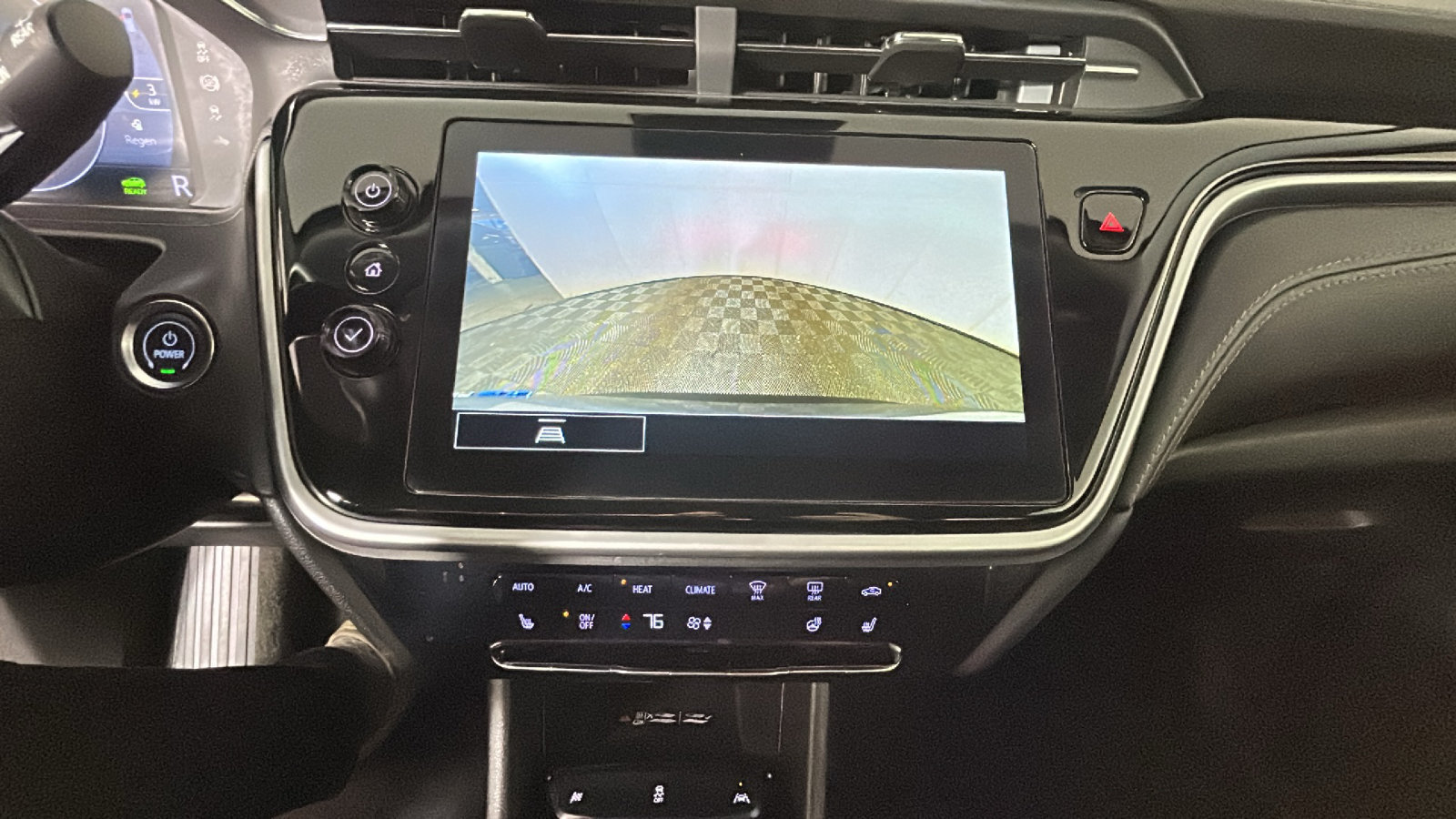 Used 2023 Chevrolet Bolt EUV LT w/ Comfort Package FWD image 28