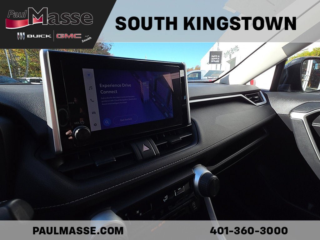 Used 2023 Toyota RAV4 LE AWD/4WD image 16