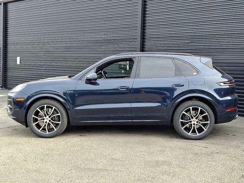New 2026 Porsche Cayenne E-Hybrid image 2
