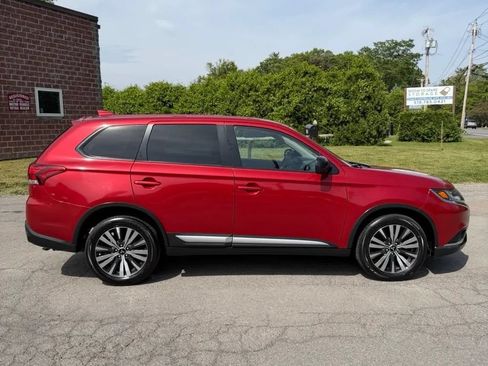 Used 2019 Mitsubishi Outlander ES AWD/4WD image 11