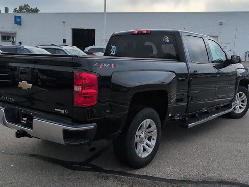 Used 2018 Chevrolet Silverado 1500 LT w/ All Star Edition AWD/4WD image 7
