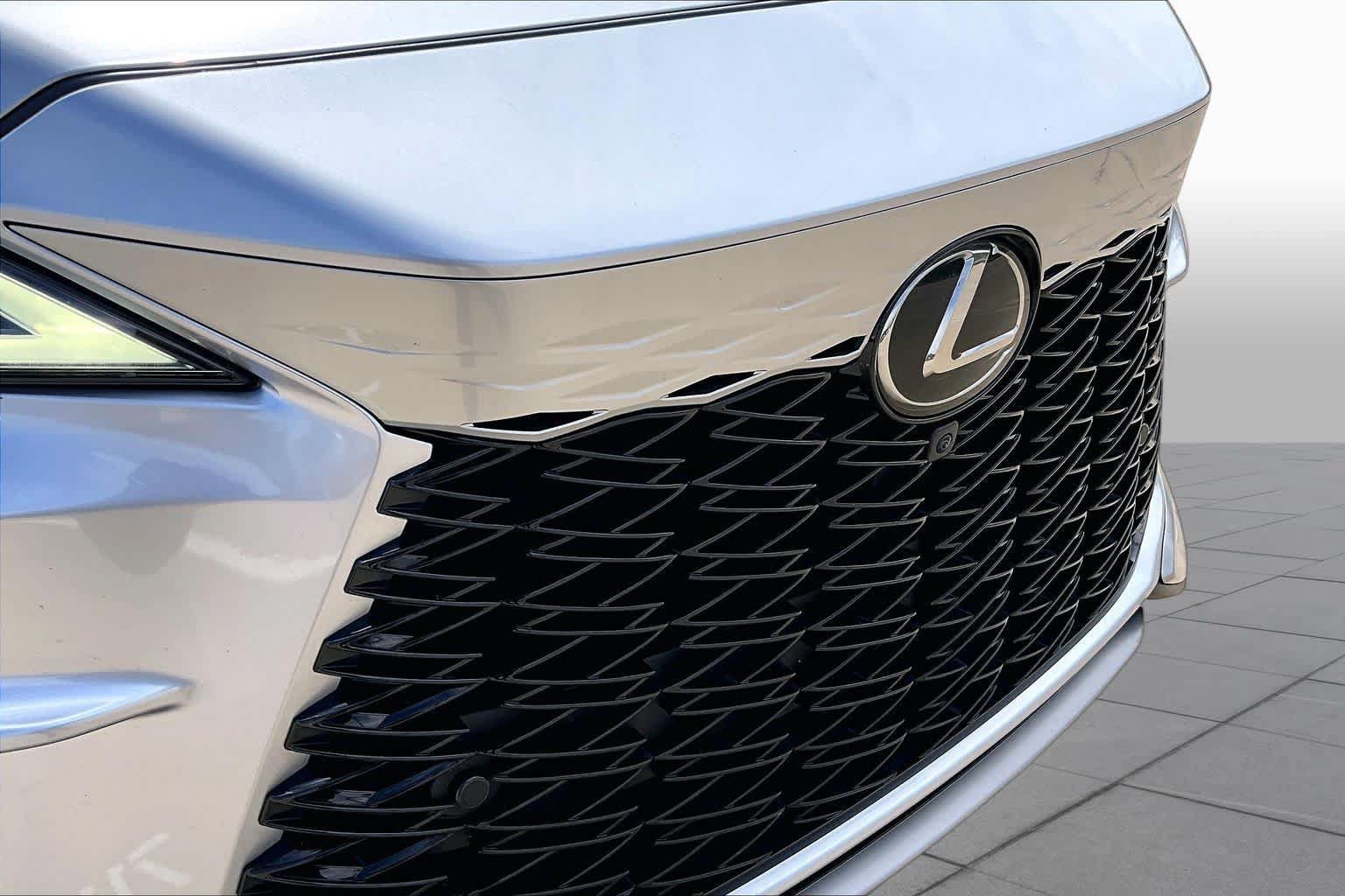 Used 2024 Lexus RX 350 F Sport w/ Convenience Package AWD/4WD image 30