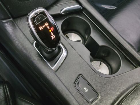 Used 2018 Cadillac XT5 Luxury w/ Driver Awareness Package image 26