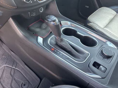 Used 2020 Chevrolet Traverse Premier w/ Redline Edition image 16