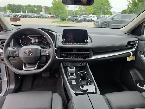New 2026 Nissan Rogue Dark Armor AWD/4WD image 3