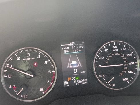 Used 2022 Subaru Outback Touring XT AWD/4WD image 3