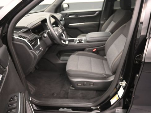 Certified 2025 GMC Acadia Elevation image 22