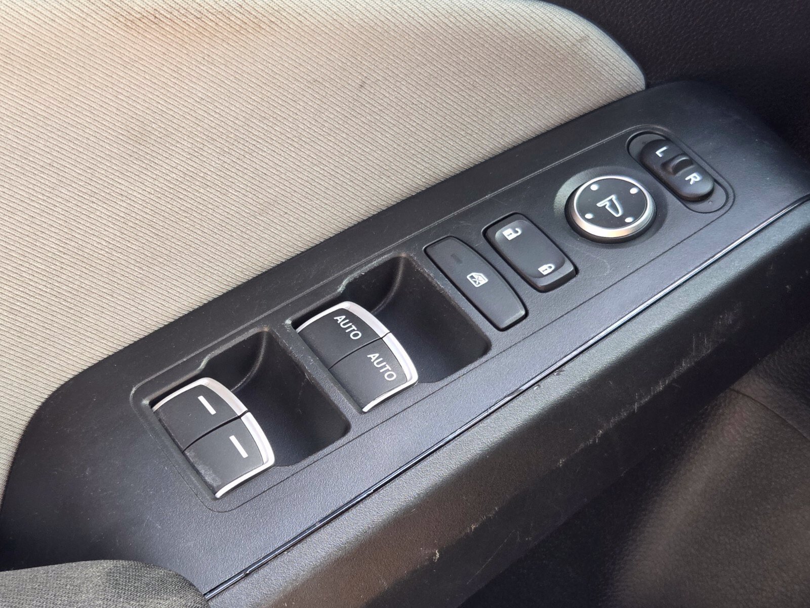 Used 2025 Honda Civic Sport image 30