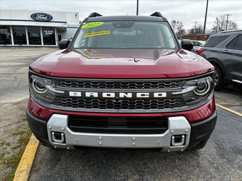 Used 2025 Ford Bronco Sport Badlands image 2
