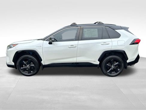 Used 2021 Toyota RAV4 XSE AWD/4WD image 2