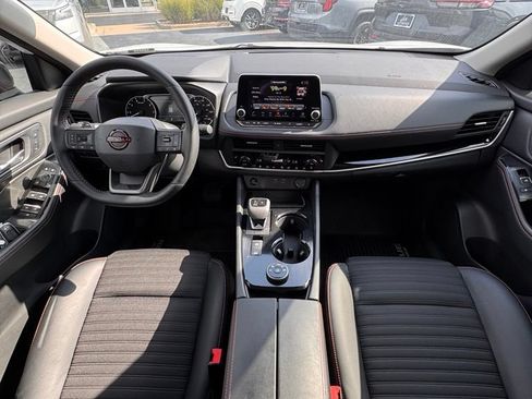 Used 2026 Nissan Rogue SV w/ Rock Creek Premium Package AWD/4WD image 18