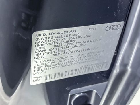 Used 2025 Audi Q5 Premium AWD/4WD image 29