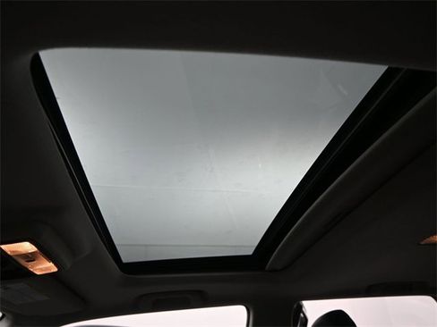 Used 2016 Toyota 4Runner SR5 Premium image 4