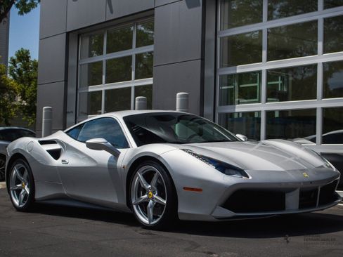Certified 2016 Ferrari 488 GTB image 13