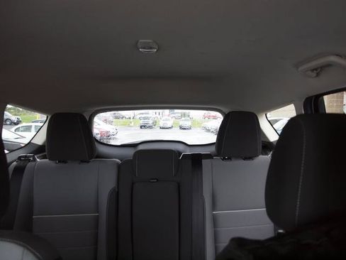 Used 2015 Ford Escape SE w/ Equipment Group 201A AWD/4WD image 12