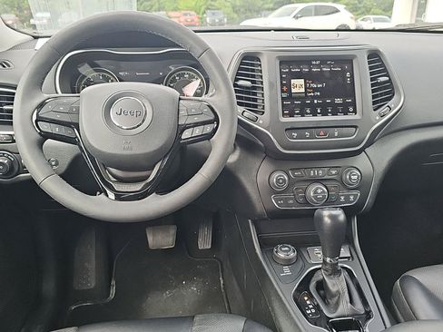 Used 2023 Jeep Cherokee Altitude Lux AWD/4WD image 9