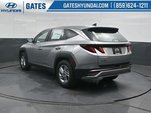 New 2026 Hyundai Tucson SE FWD image 8