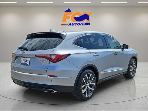 Certified 2024 Acura MDX w/ Technology Package FWD image 4