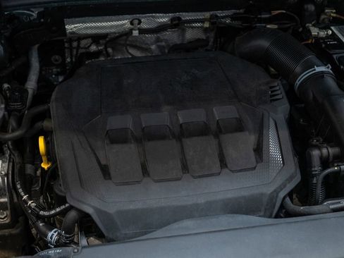 Used 2023 Audi Q3 2.0T Premium w/ Convenience Package image 15