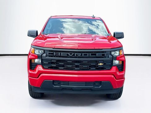 Used 2025 Chevrolet Silverado 1500 Custom AWD/4WD image 2