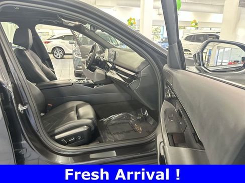Used 2024 BMW 530i w/ Premium Package image 29