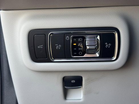 New 2026 Lincoln Nautilus Premier image 19