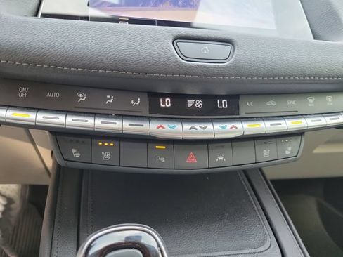 Certified 2023 Cadillac XT4 Premium Luxury w/ Driver Assist Package AWD/4WD image 16