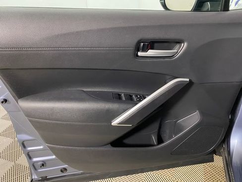 Used 2024 Toyota Corolla Cross XLE image 19