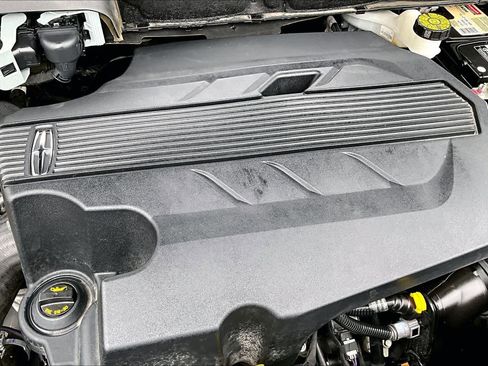 Used 2020 Lincoln Nautilus Reserve w/ Equipment Group 202A image 33