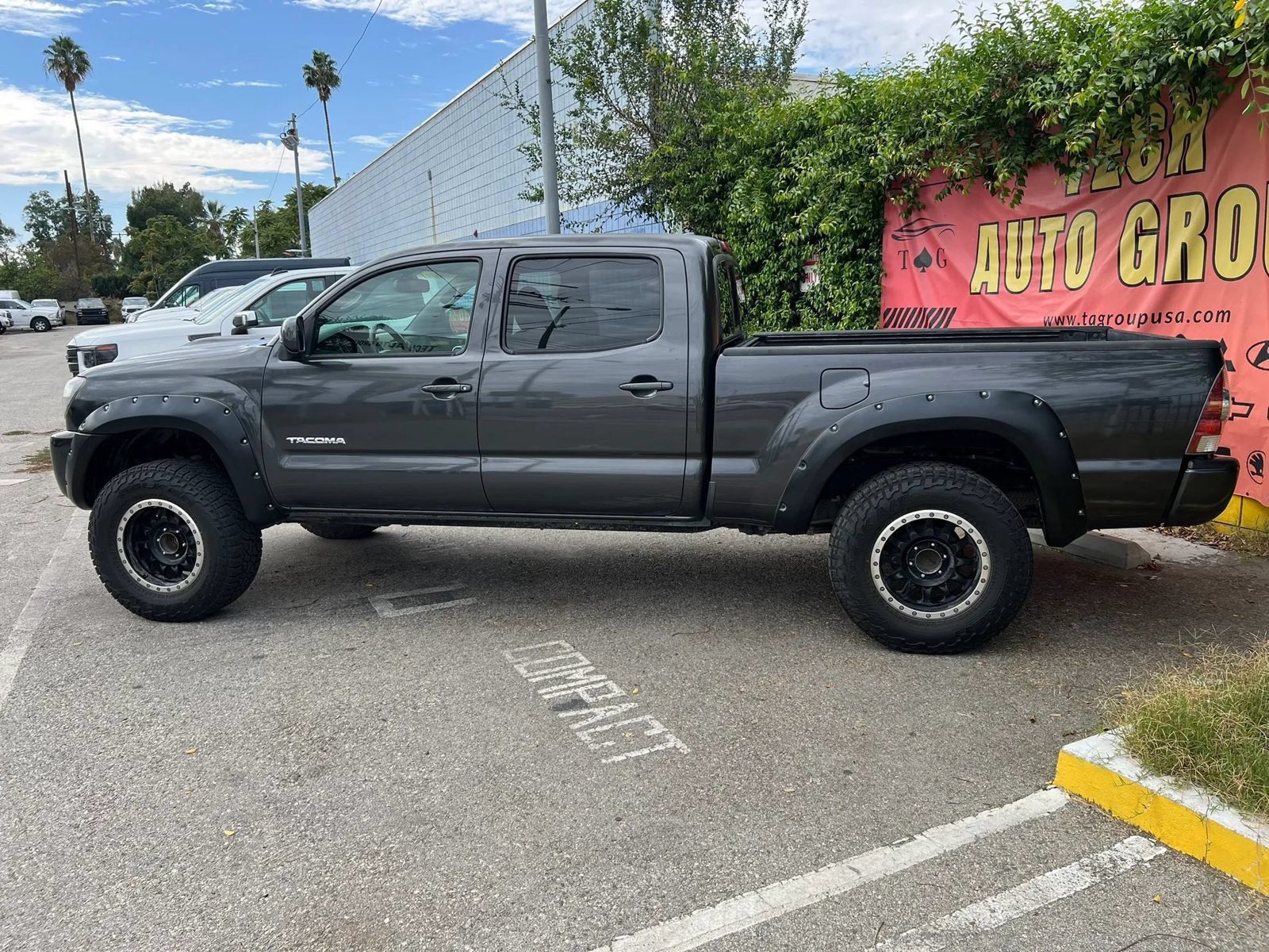 Used 2009 Toyota Tacoma PreRunner w/ TRD Sport Pkg w/JBL Audio RWD image 7