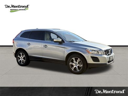 Used 2011 Volvo XC60 T6 image 3