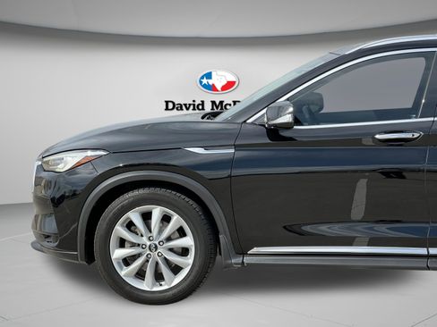 Used 2019 INFINITI QX50 Essential w/ Premium Heat Package image 2