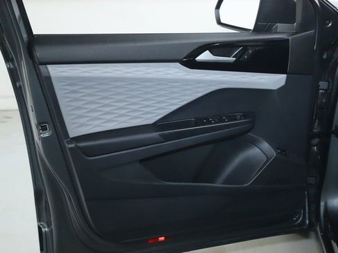 Used 2023 Volkswagen Taos S image 15