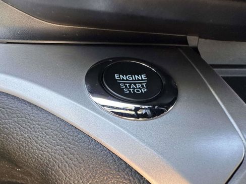 Certified 2022 Ford Explorer XLT w/ Equipment Group 202A image 21