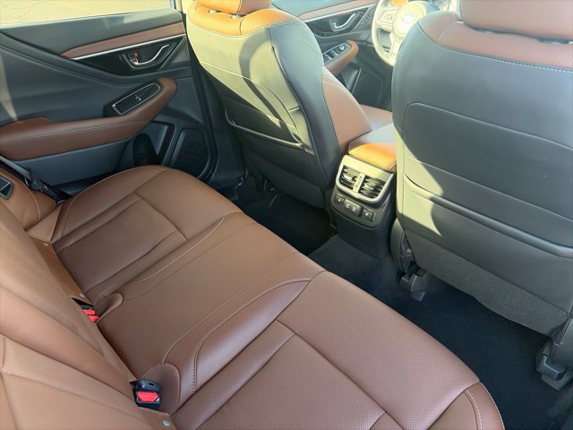 Used 2022 Subaru Outback Touring XT AWD/4WD image 6