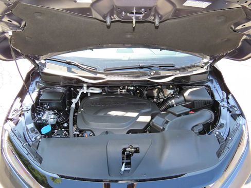 New 2026 Honda Odyssey Touring image 10