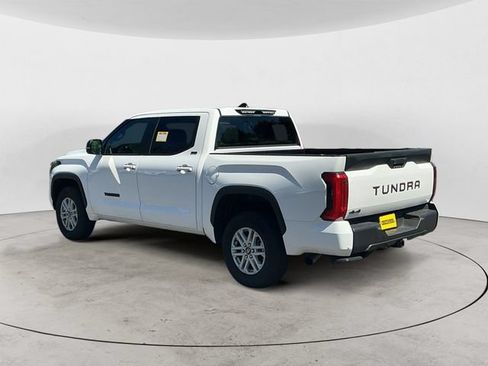 Used 2026 Toyota Tundra SR5 w/ SR5 Premium Package AWD/4WD image 3