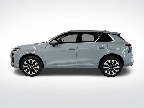New 2026 Audi Q3 quattro 2.0T AWD/4WD image 2