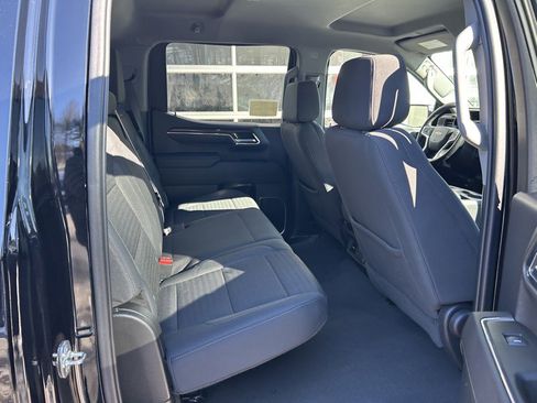 Used 2023 Chevrolet Silverado 1500 LT image 12