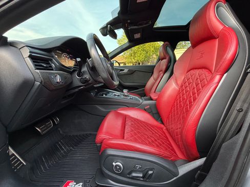 Used 2019 Audi S4 Premium Plus w/ Premium Plus Package AWD/4WD image 9