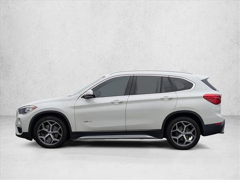 Used 2018 BMW X1 xDrive28i image 9