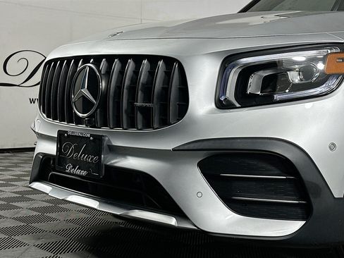 Used 2023 Mercedes-Benz GLB 35 AMG 4MATIC image 35